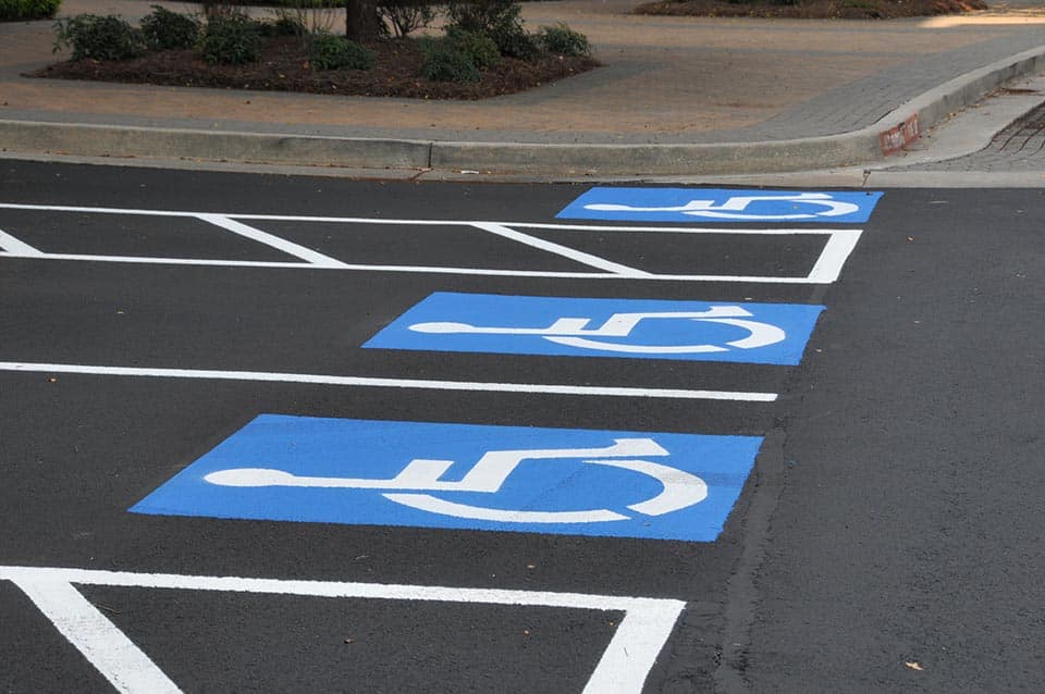 Parking Lot Striping And Pavement Marking Curry Contracting Asphalt Paving Atlanta Ga